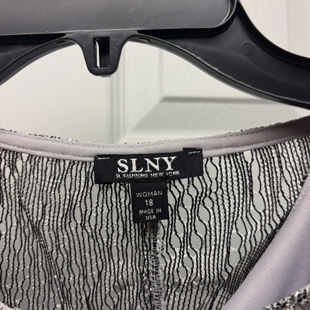 SLNY 2-Piece Metallic Lace Fringe Dress & Jacket Set – Silver (Size 18) - Picture 3 of 11